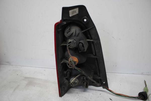 FEU ARRIERE DROIT SUZUKI - Vue 2